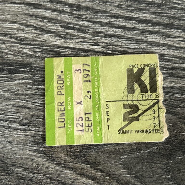 KISS TICKET STUB Houston 9/2 1977 Love Gun Concert Tour Vintage Kiss Aucoin