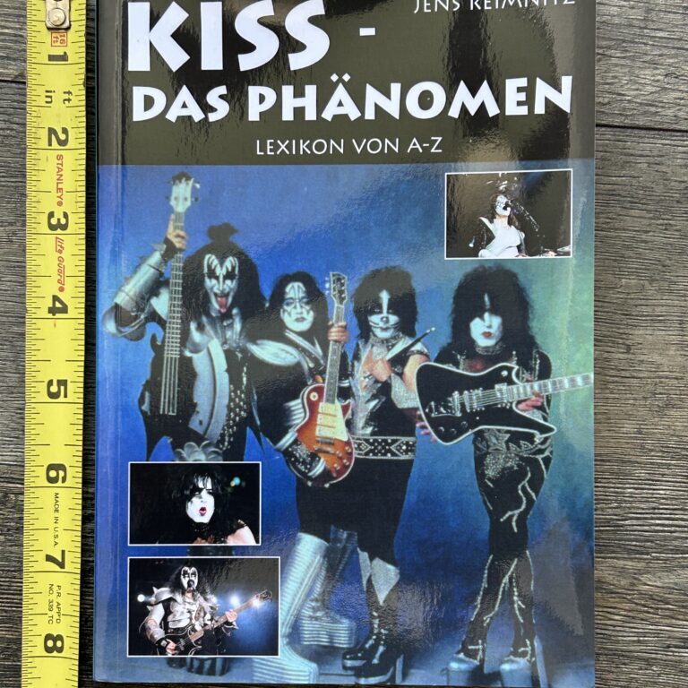 KISS Book Kiss Das Phänomen Softcover Jens Reimnitz Germany Vintage Kiss Unread