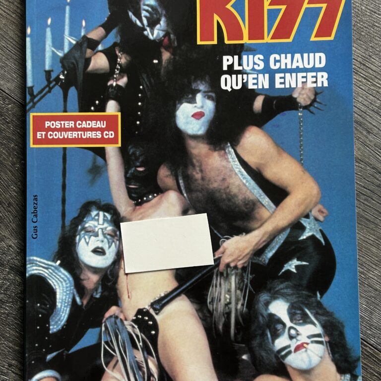 KISS Book Hotter Than Hell + Poster Insert & CD Cover Insert France Vintage Kiss