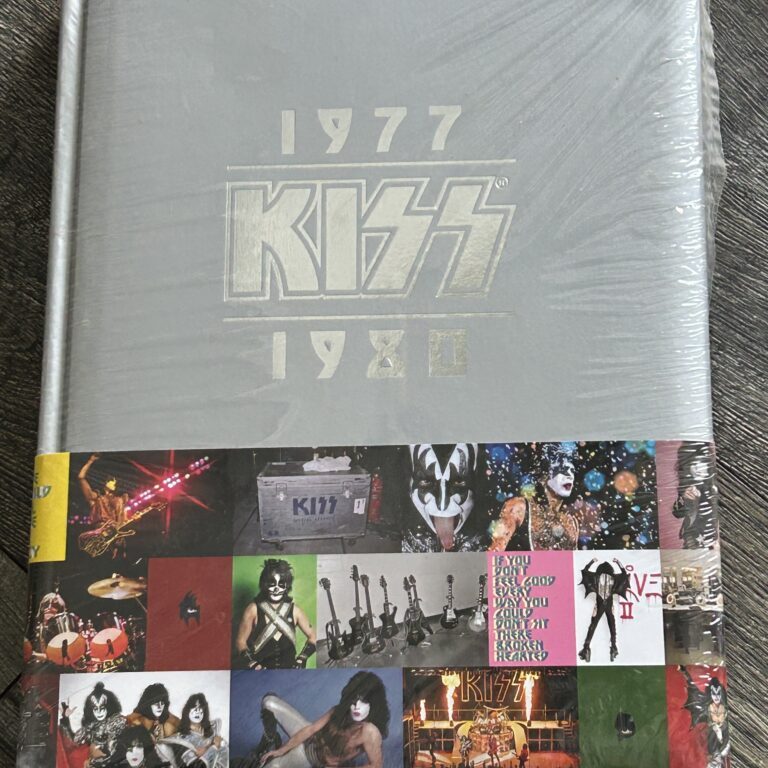 KISS Book Kiss 1977-1980 Lynn Goldsmith Hardcover SEALED Vintage Kiss Aucoin