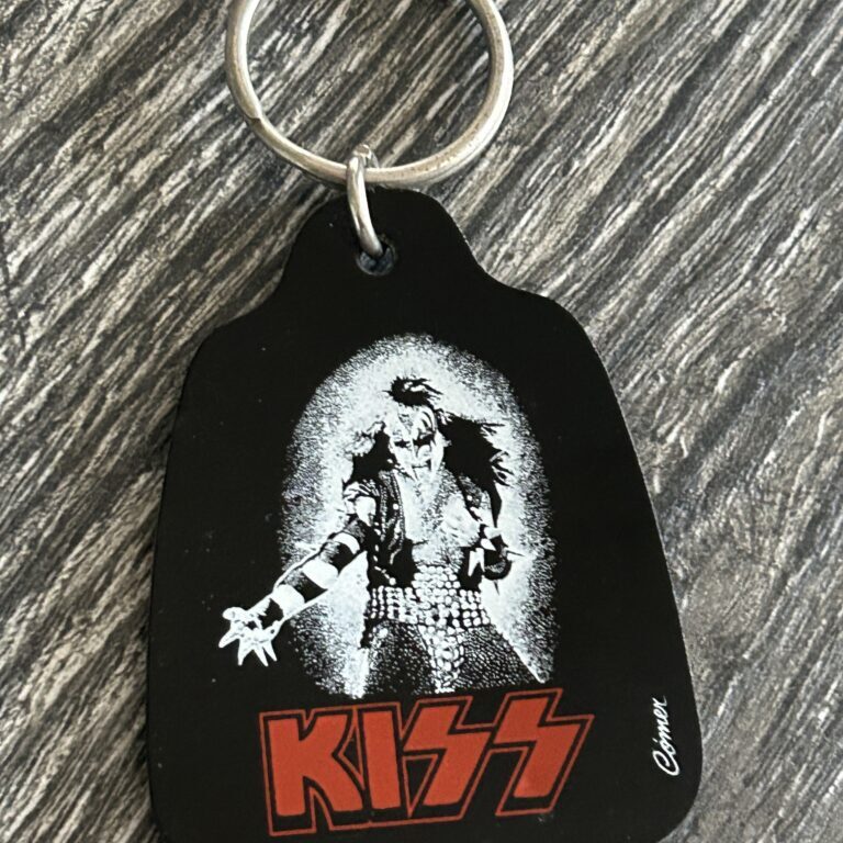 KISS Keychain Gene Simmons Alive Vintage Kiss Memorabilia Aucoin Headshop UNUSED