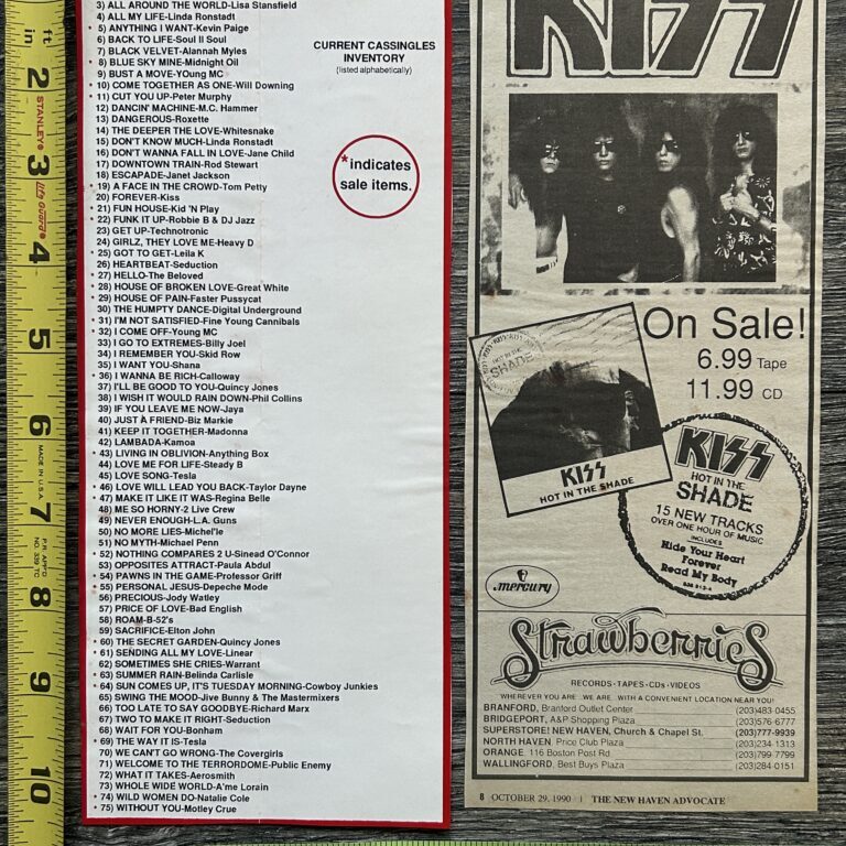 KISS Ad Advert Lot HOT IN THE SHADE Vinyl Tape Strawberries Records Vintage Kiss