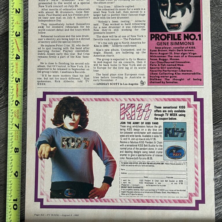 KISS Ad Advert Belt Buckle Necklace T-Shirt 1980 Australia Vintage Kiss Aucoin