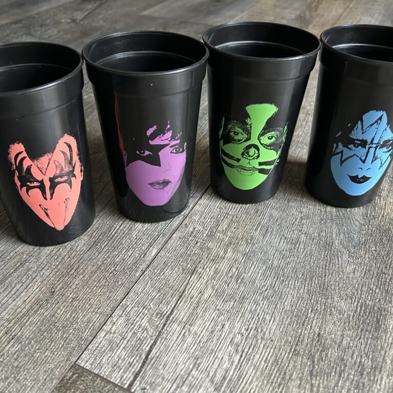 KISS Cup Set 1990 A 1970's Aucoin Era Color Faces Vintage Kiss Memorabilia