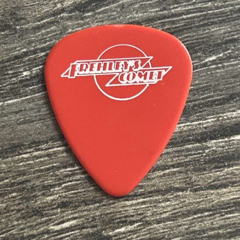 KISS Guitar Pick ACE FREHLEY Frehley's Comet Tod Howarth Red White Vintage Kiss