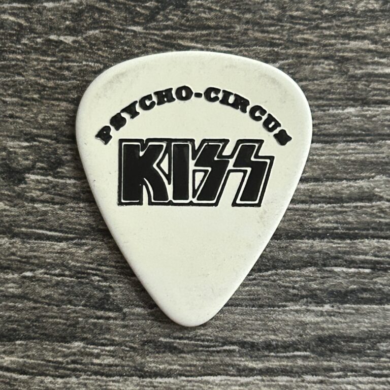 KISS Guitar Pick PAUL STANLEY Psycho Circus Tour White Black Vintage Kiss