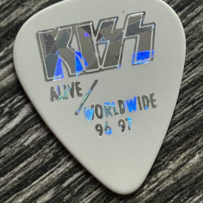 KISS Guitar Pick PAUL STANLEY Alive Worldwide Reunion White Silver Prism Vintage