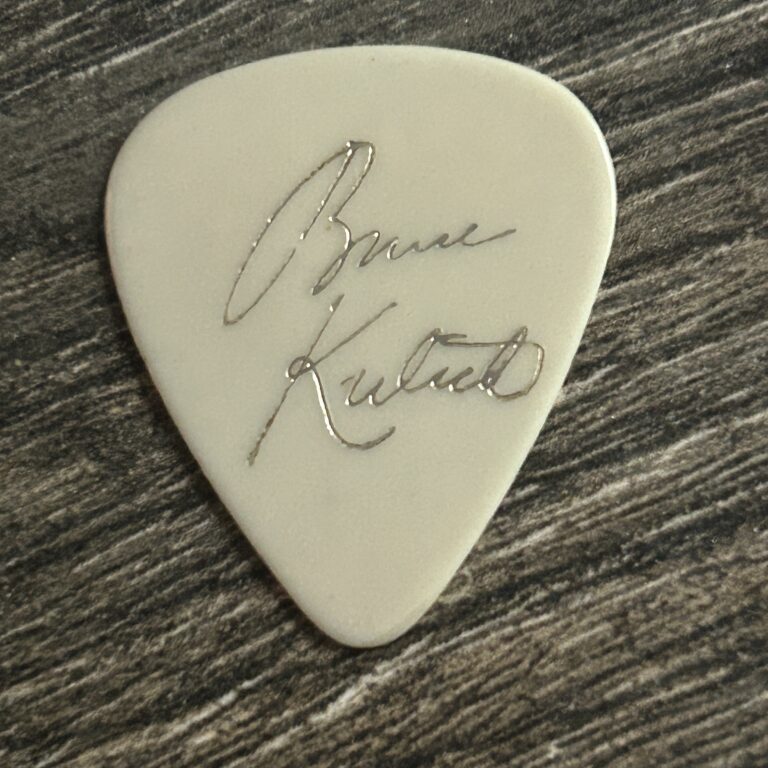 KISS Guitar Pick BRUCE KULICK Crazy Nights White Silver Vintage Kiss Concert
