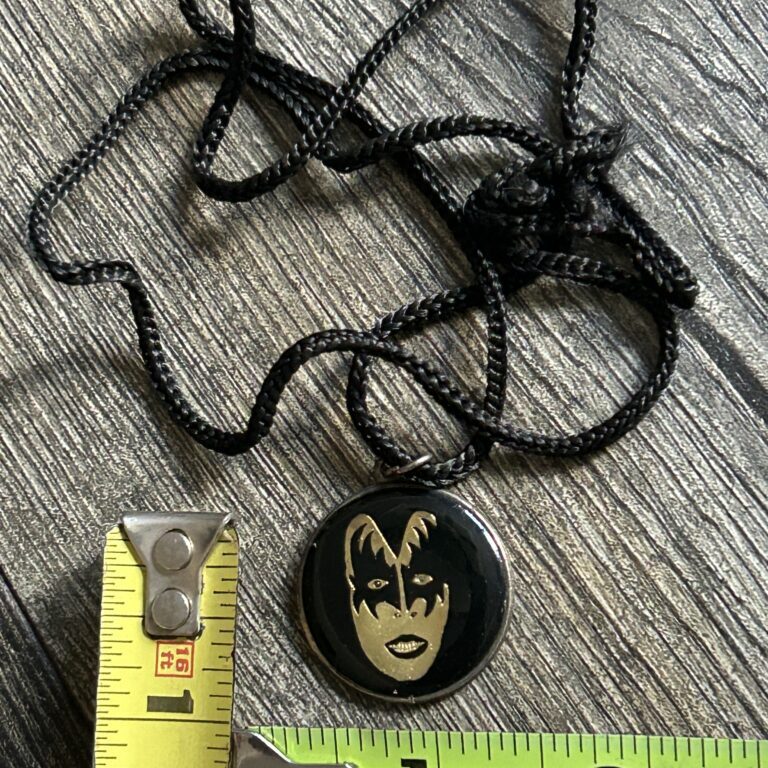 KISS Pendant Necklace Badge GENE SIMMONS Face Vintage Kiss Memorabilia Aucoin
