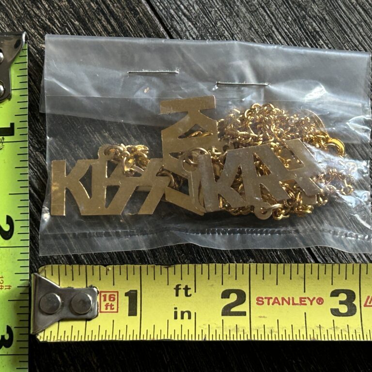 KISS Gumball Machine Gold Logo Bracelet 4pc Pack Vintage Kiss Memorabilia Aucoin