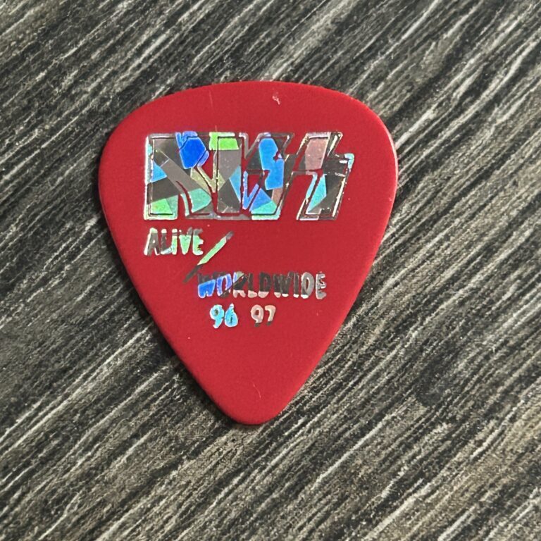 KISS Guitar Pick ACE FREHLEY Alive Worldwide Reunion Red Silver Vintage Kiss