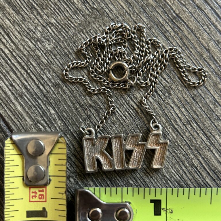 KISS Pendant Necklace Metal Logo Chain 1978 Aucoin Vintage Kiss Memorabila