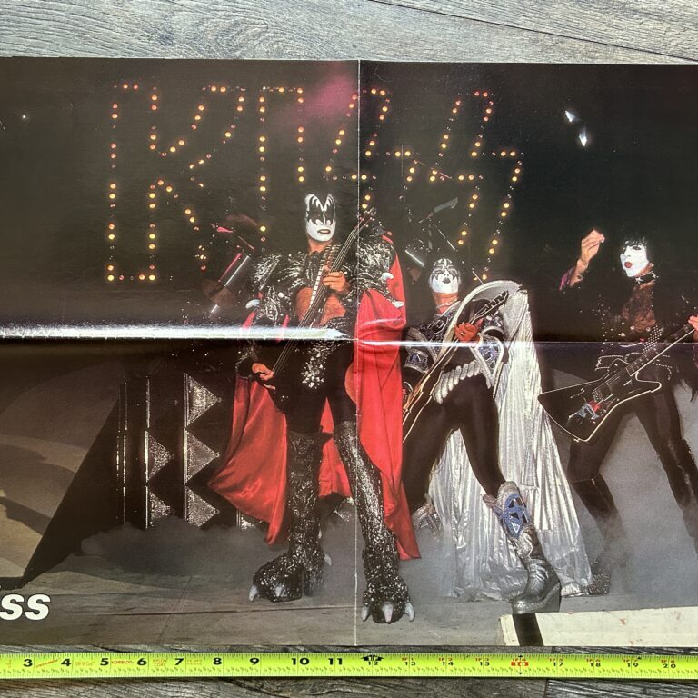KISS Poster Centerfold Unmasked Concert Tour 1980 Vintage Kiss Aucoin 16x23