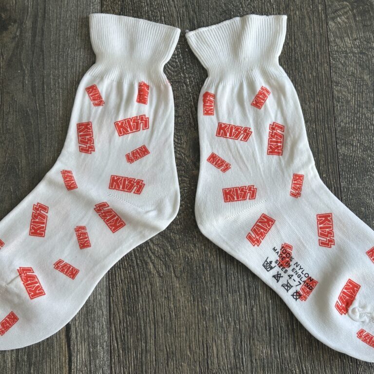 KISS Socks Red Logo UK Sizes 4-7 UNWORN Vintage Kiss Memorabilia Aucoin
