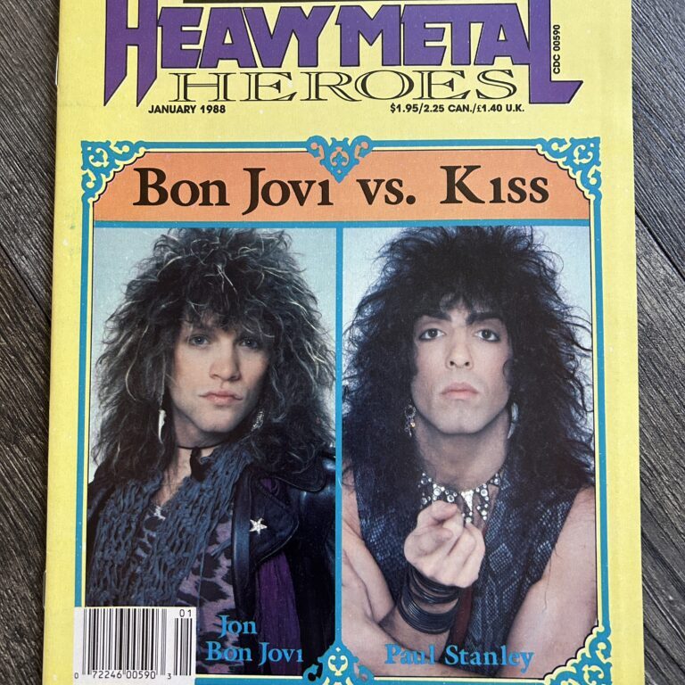 KISS Magazine Heavy Metal Heroes Kiss vs Bon Jovi w/ Kiss Poster Vintage Kiss