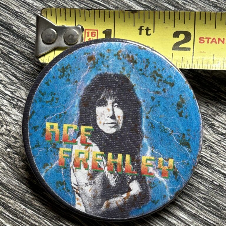 Kiss Button Pin Badge ACE FREHLEY Trouble Walkin Light Blue Vintage Kiss
