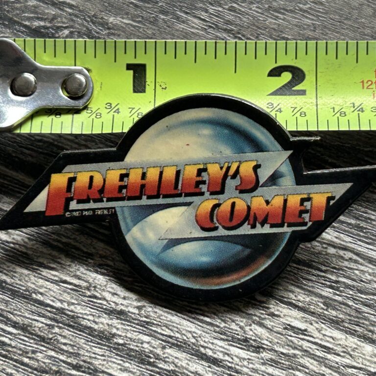 Kiss Button Pin Badge ACE FREHLEY Frehley's Comet Logo 1987 Vintage Kiss