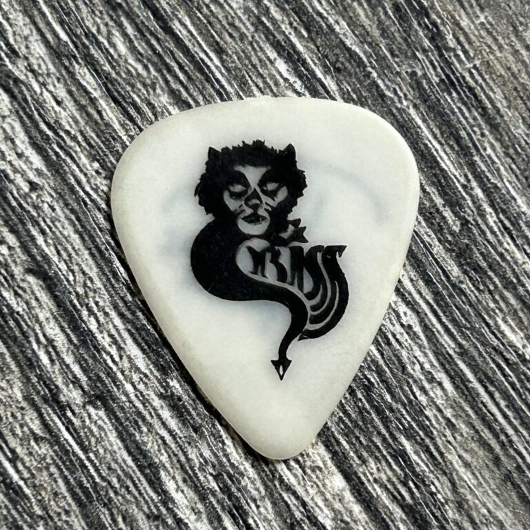 Kiss Guitar Pick PETER CRISS Rock And Roll Over Cat Mark Montague Vintage Kiss